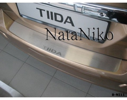 Накладка на бампер Nissan Tiida 04- хетчбек (NataNiko)