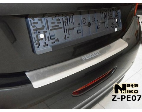 Накладка на бампер с загибом Peugeot 208 12- (NataNiko)