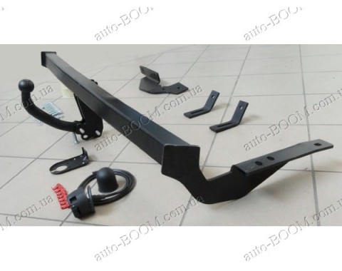 Фаркоп на Toyota Sienna 04-11