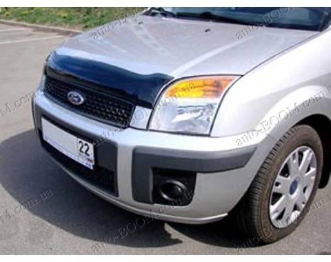 Дефлектор капота на Ford Fusion 05-12 (Sim)