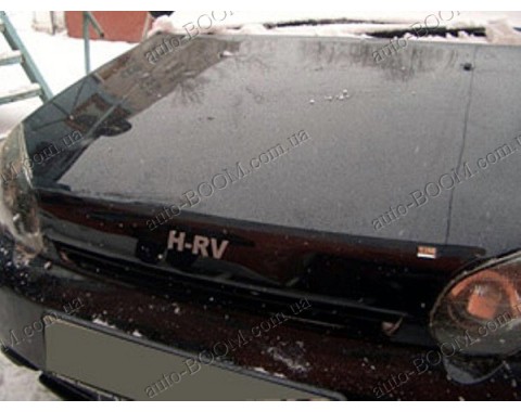 Дефлектор капота на Honda HR-V 98-06 logo (Sim)