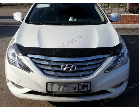 Дефлектор капота на Hyundai Sonata 10-15 (Sim)