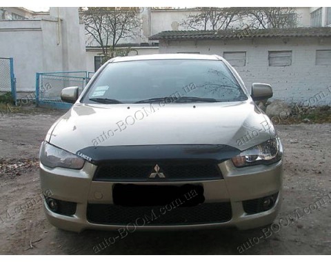 Мухобойка короткая на Mitsubishi Lancer X 10 07- (Sim)