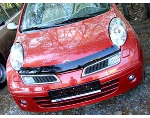 Дефлектор капота на Nissan Micra 02-10 (Sim)