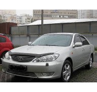 Дефлектор капота на Toyota Camry 30 01-03 с вырезом (Sim)