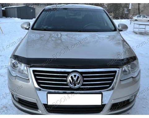 Дефлектор капота на VW Passat B6 05-10 (Sim)