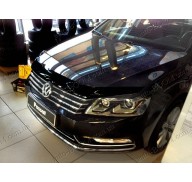 Дефлектор капота на VW Passat B7 10- универсал, темная (Sim)