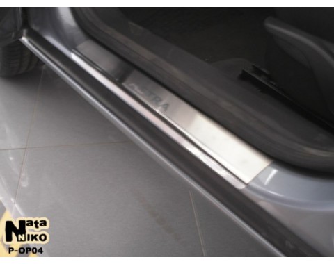 Накладки на пороги Opel Astra H 04- хетчбек, 5дверей(NataNiko Premium)