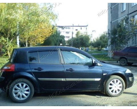 Дефлекторы окон на Renault Megane 2 02-08 хэтчбек 5дверей (Cobra Tuning)