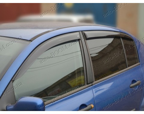 Дефлекторы окон на Renault Megane 2 02-08 (Cobra Tuning)