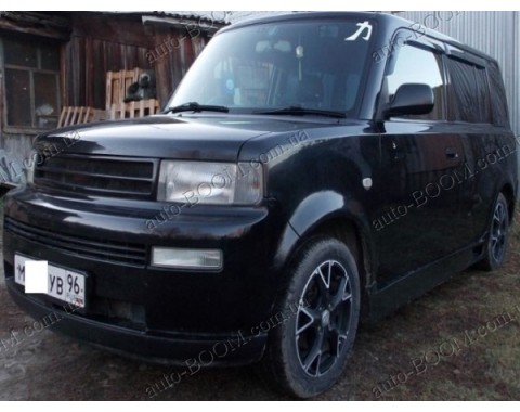 Дефлекторы окон на Toyota bB 00-05 (Cobra Tuning)