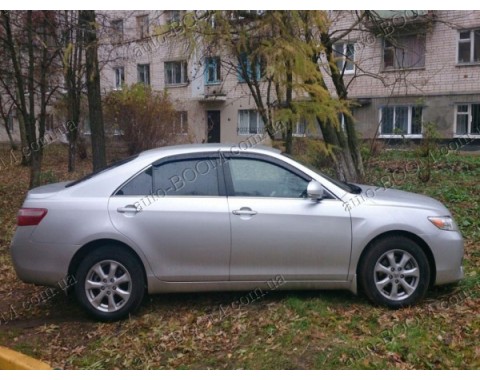Дефлекторы окон на Toyota Camry 40 06-11 (Cobra Tuning)
