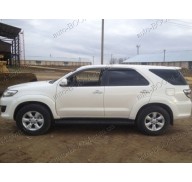 Дефлекторы окон на Toyota Fortuner 05- (Cobra Tuning)